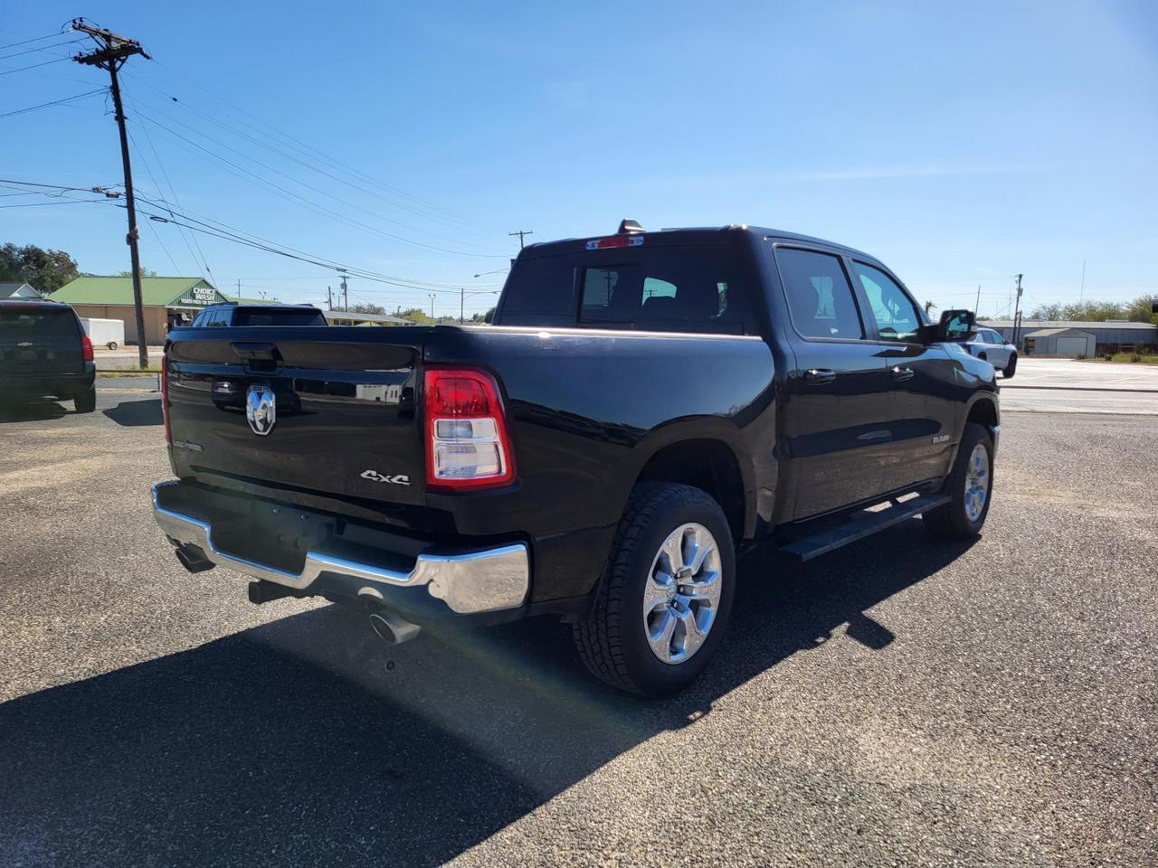 2022 Ram 1500 Lone Star 4x4 Crew Cab 5&apos;7 Box