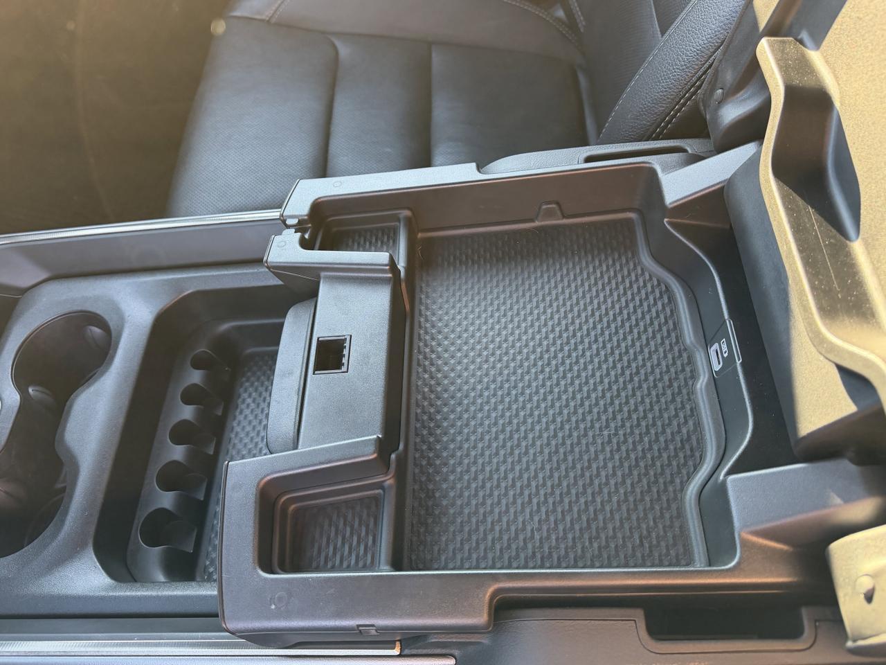 2022 Ram 1500 Rebel | Eco Diesel | 12" Screen | Leather | Heated Seats | Tow Package | Box Liner | Night Edition Redwater AB