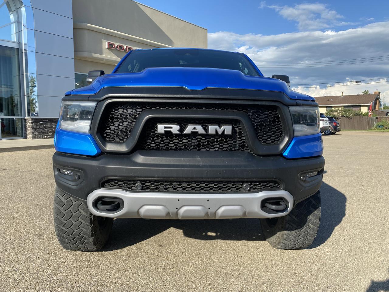 2022 Ram 1500 Rebel Crew Cab 4x4 | Low KMs | HEMI V8 | Remote Start | NAV | Backup Camera Redwater AB