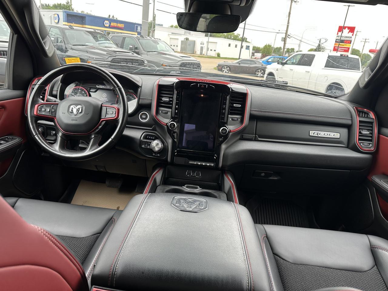 2022 Ram 1500 Rebel Crew Cab 4x4 | V8 HEMI | Heated Seats | NAV | 12IN Touchscreen | Backup Camera | Towing Redwater AB