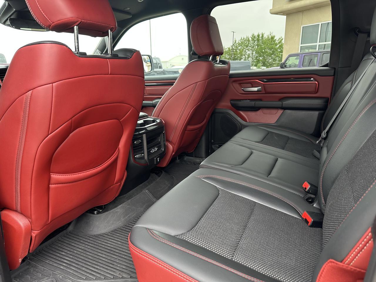 2022 Ram 1500 Rebel Crew Cab 4x4 | V8 HEMI | Heated Seats | NAV | 12IN Touchscreen | Backup Camera | Towing Redwater AB