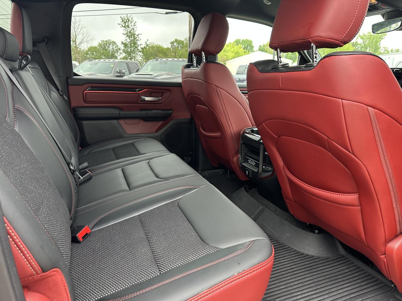 2022 Ram 1500 Rebel Crew Cab 4x4 | V8 HEMI | Heated Seats | NAV | 12IN Touchscreen | Backup Camera | Towing Redwater AB