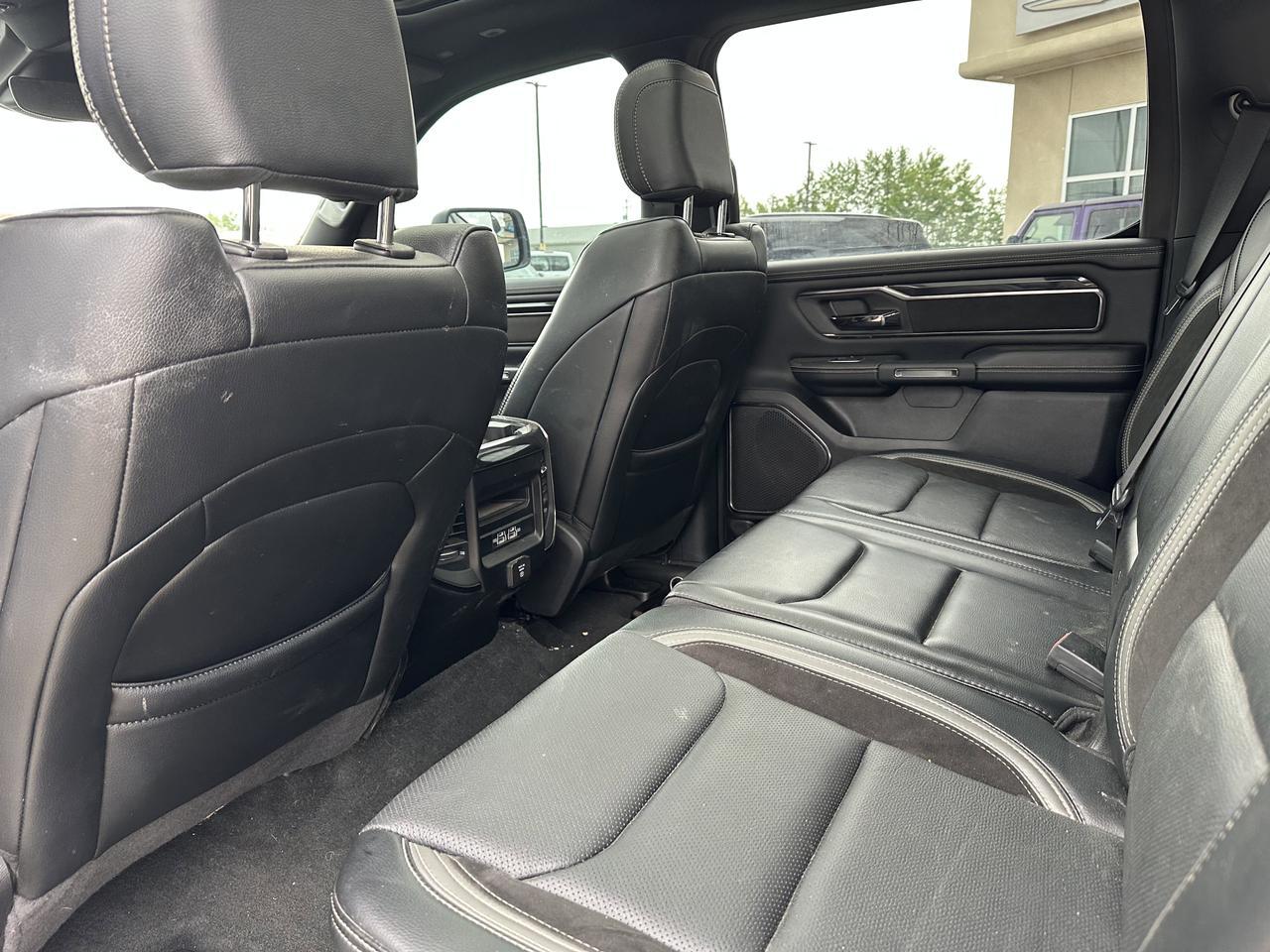 2022 Ram 1500 Sport Crew Cab 4x4 | HEMI V8 eTorque | Pano Sunroof | 12IN Touchscreen | NAV | Heated Seats Redwater AB