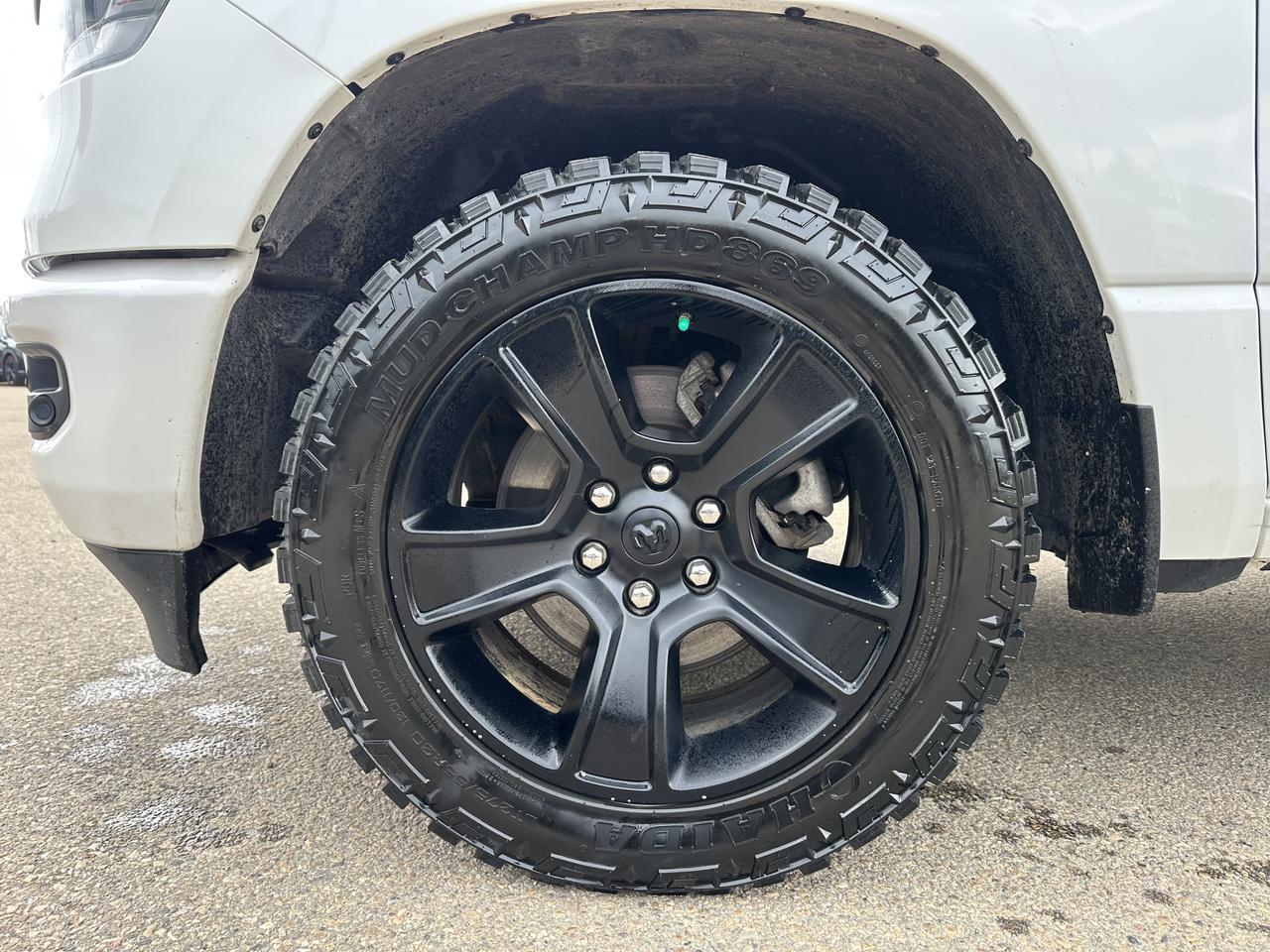 2022 Ram 1500 Sport Crew Cab 4x4 | HEMI V8 eTorque | Pano Sunroof | 12IN Touchscreen | NAV | Heated Seats Redwater AB