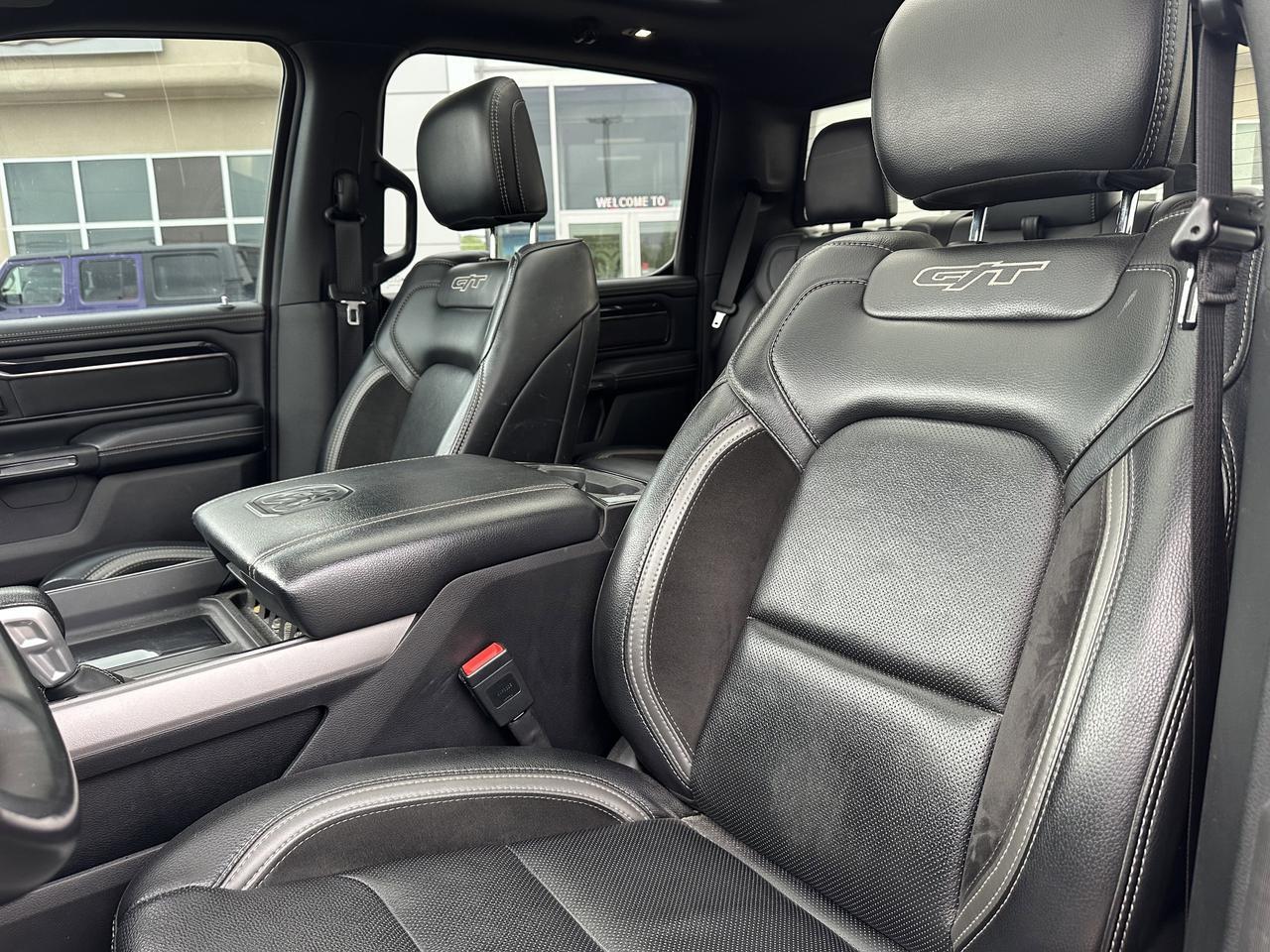 2022 Ram 1500 Sport Crew Cab 4x4 | HEMI V8 eTorque | Pano Sunroof | 12IN Touchscreen | NAV | Heated Seats Redwater AB