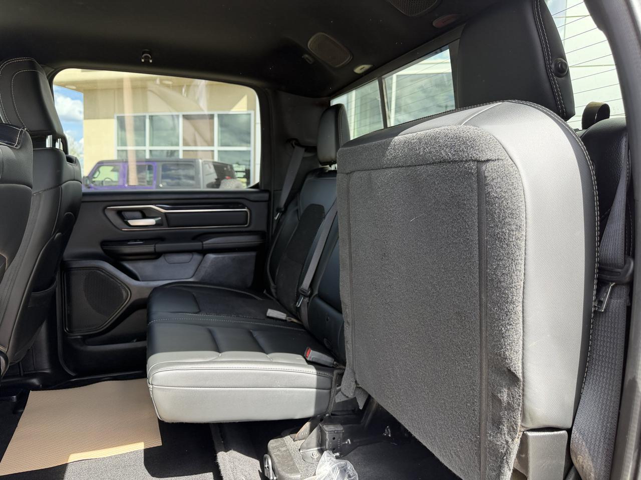 2022 Ram 1500 Sport Crew Cab 4x4 | Low KMs | HEMI V8 | 12IN Touchscreen | NAV | Heated Seats | Remote Start Redwater AB