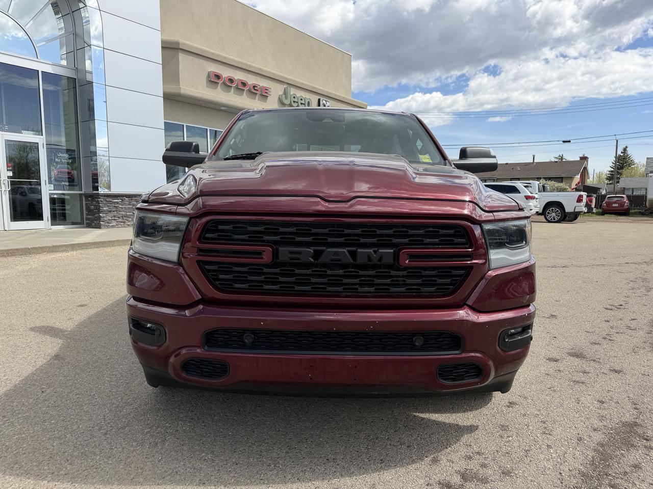 2022 Ram 1500 Sport Crew Cab 4x4 | Low KMs | HEMI V8 | 12IN Touchscreen | NAV | Heated Seats | Remote Start Redwater AB