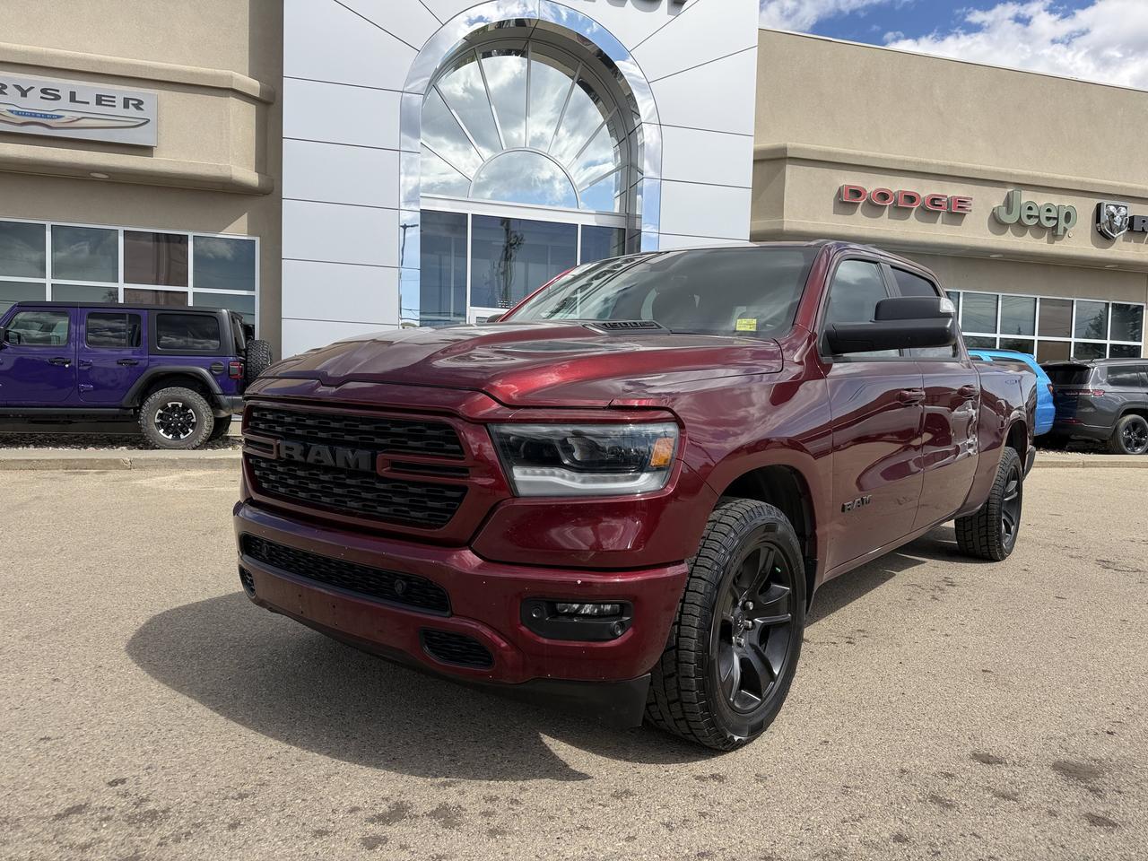 2022 Ram 1500 Sport Crew Cab 4x4 | Low KMs | HEMI V8 | 12IN Touchscreen | NAV | Heated Seats | Remote Start Redwater AB