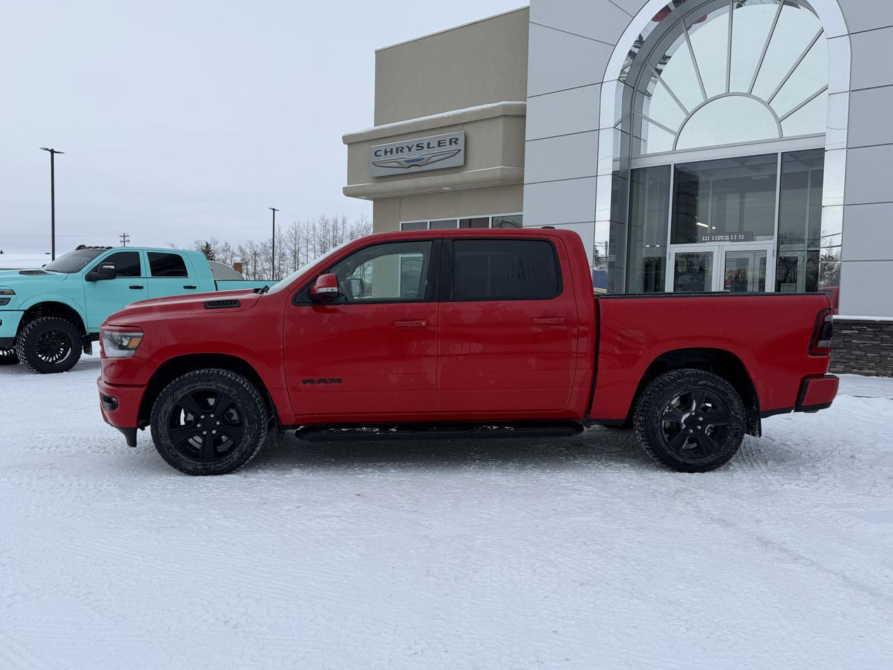 2022 Ram 1500 Sport Crew Cab 4x4 | Low KMs | HEMI V8 | Flame Red | NAV | Remote Start Redwater AB