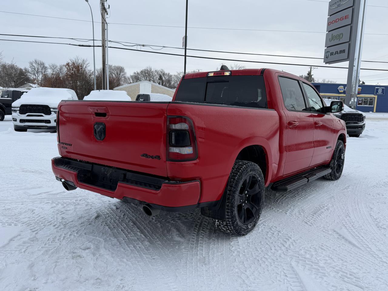 2022 Ram 1500 Sport Crew Cab 4x4 | Low KMs | HEMI V8 | Flame Red | NAV | Remote Start Redwater AB