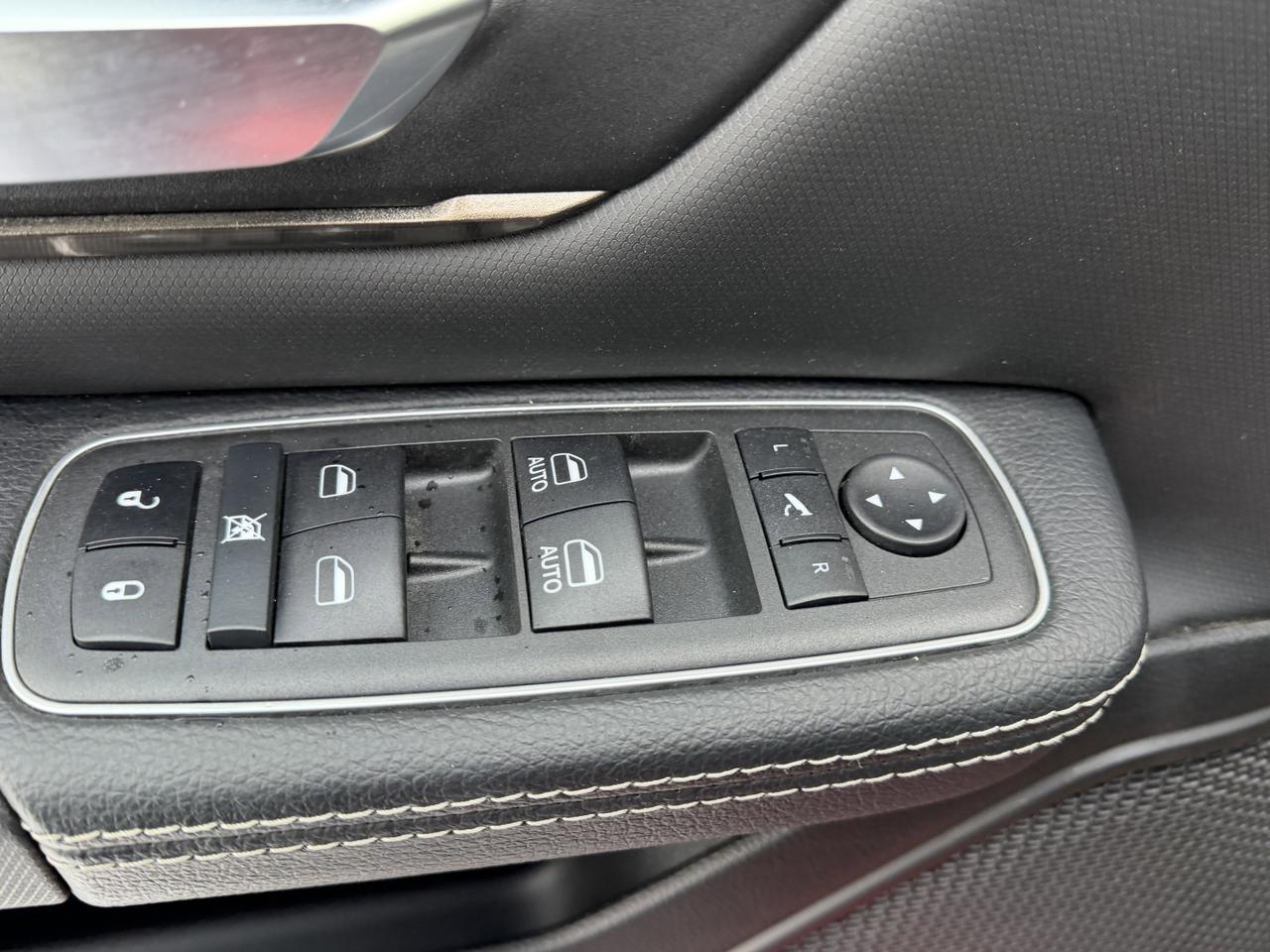 2022 Ram 1500 Sport Crew Cab 4x4 | Low KMs | HEMI V8 | Flame Red | NAV | Remote Start Redwater AB