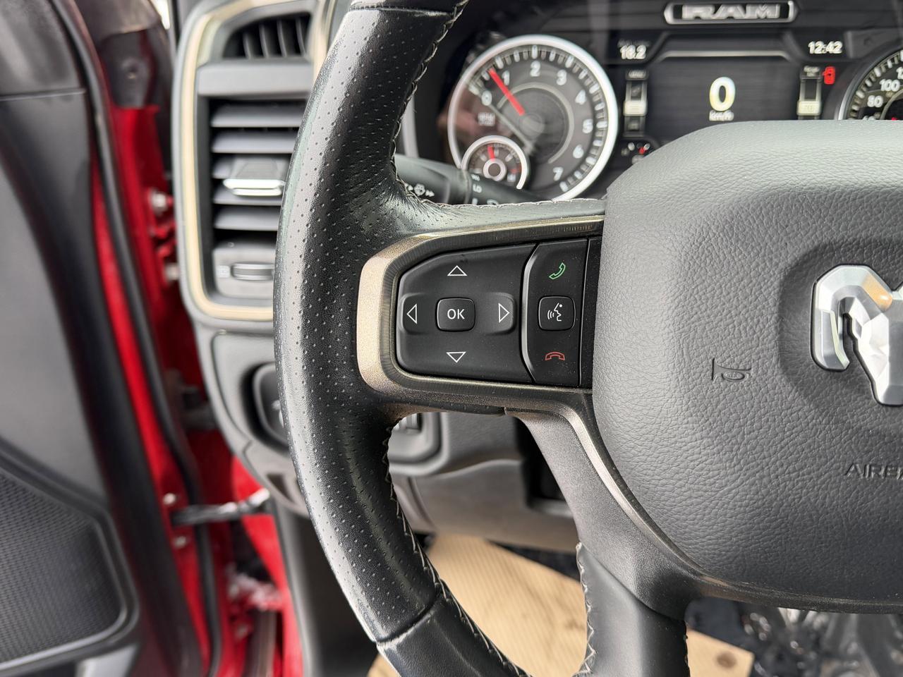 2022 Ram 1500 Sport Crew Cab 4x4 | Low KMs | HEMI V8 | Flame Red | NAV | Remote Start Redwater AB