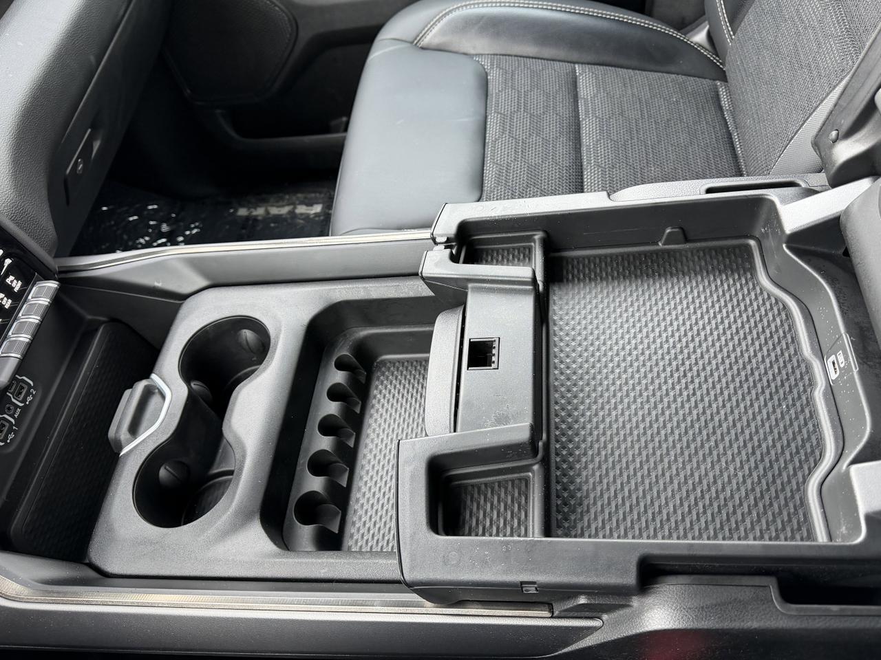 2022 Ram 1500 Sport Crew Cab 4x4 | Low KMs | HEMI V8 | Flame Red | NAV | Remote Start Redwater AB