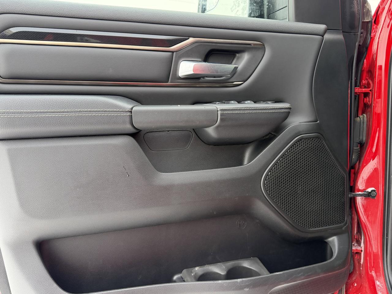 2022 Ram 1500 Sport Crew Cab 4x4 | Low KMs | HEMI V8 | Flame Red | NAV | Remote Start Redwater AB