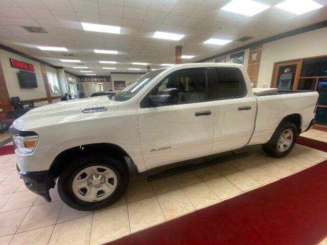 2022 Ram 1500 Tradesman Quad Cab 4x4 6&apos;4 Box