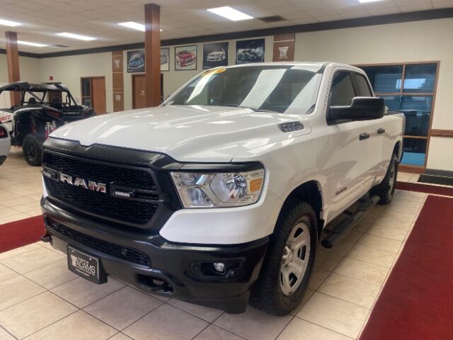 2022 Ram 1500 Tradesman Quad Cab 4x4 6&apos;4 Box