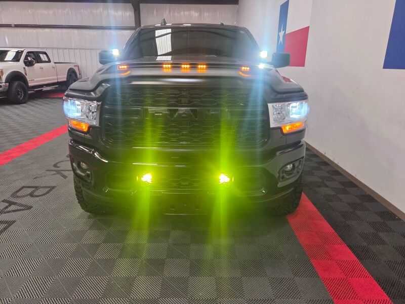 2022 Ram 2500 4WD Lifted New 37in Tires Goosneck 6.4L Hemi V8 FREE WARRANTY Arlington TX