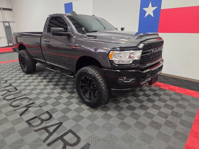 2022 Ram 2500 4WD Lifted New 37in Tires Goosneck 6.4L Hemi V8 FREE WARRANTY Arlington TX