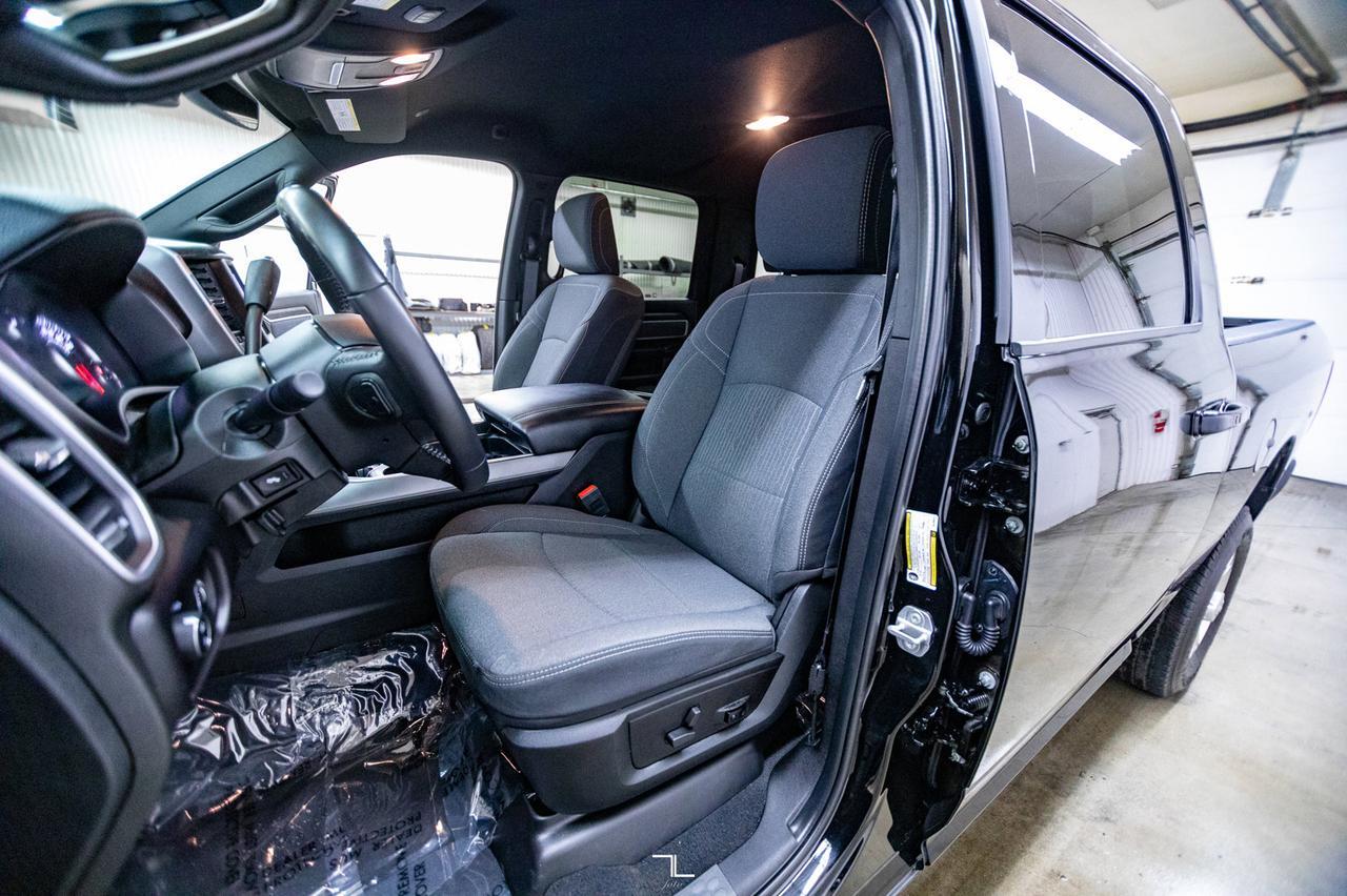 2022 Ram 2500 4x4 Crew Cab Big Horn Diesel BCam Red Deer AB