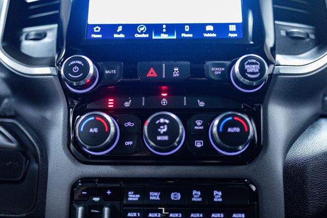 2022 Ram 2500 4x4 Crew Cab Big Horn Diesel Nav Roof BCam Red Deer AB