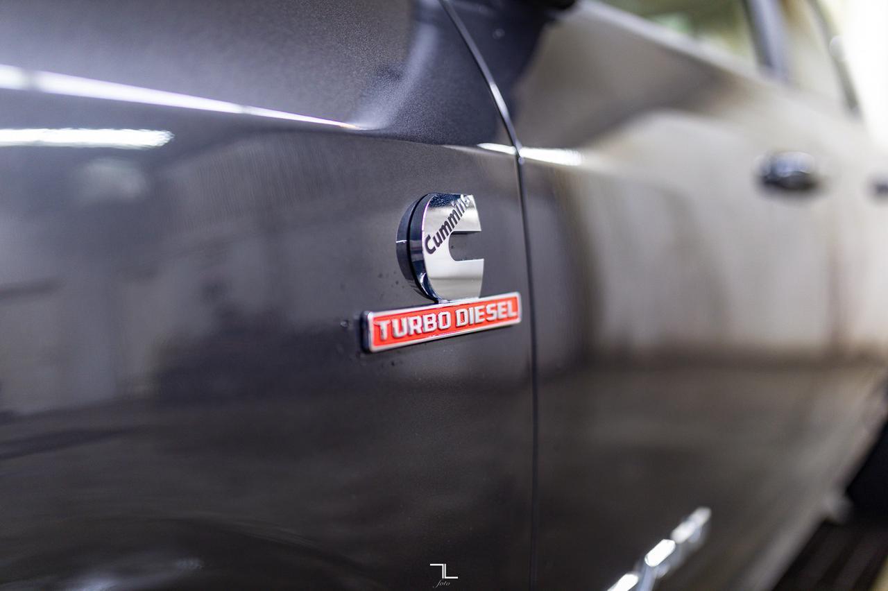 2022 Ram 2500 4x4 Crew Cab Big Horn Diesel Nav Roof BCam Red Deer AB