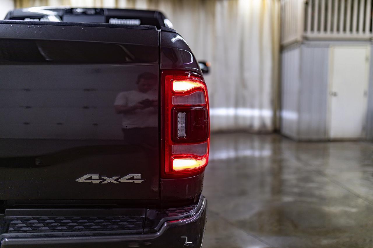 2022 Ram 2500 4x4 Crew Cab Big Horn Diesel Nav Roof BCam Red Deer AB