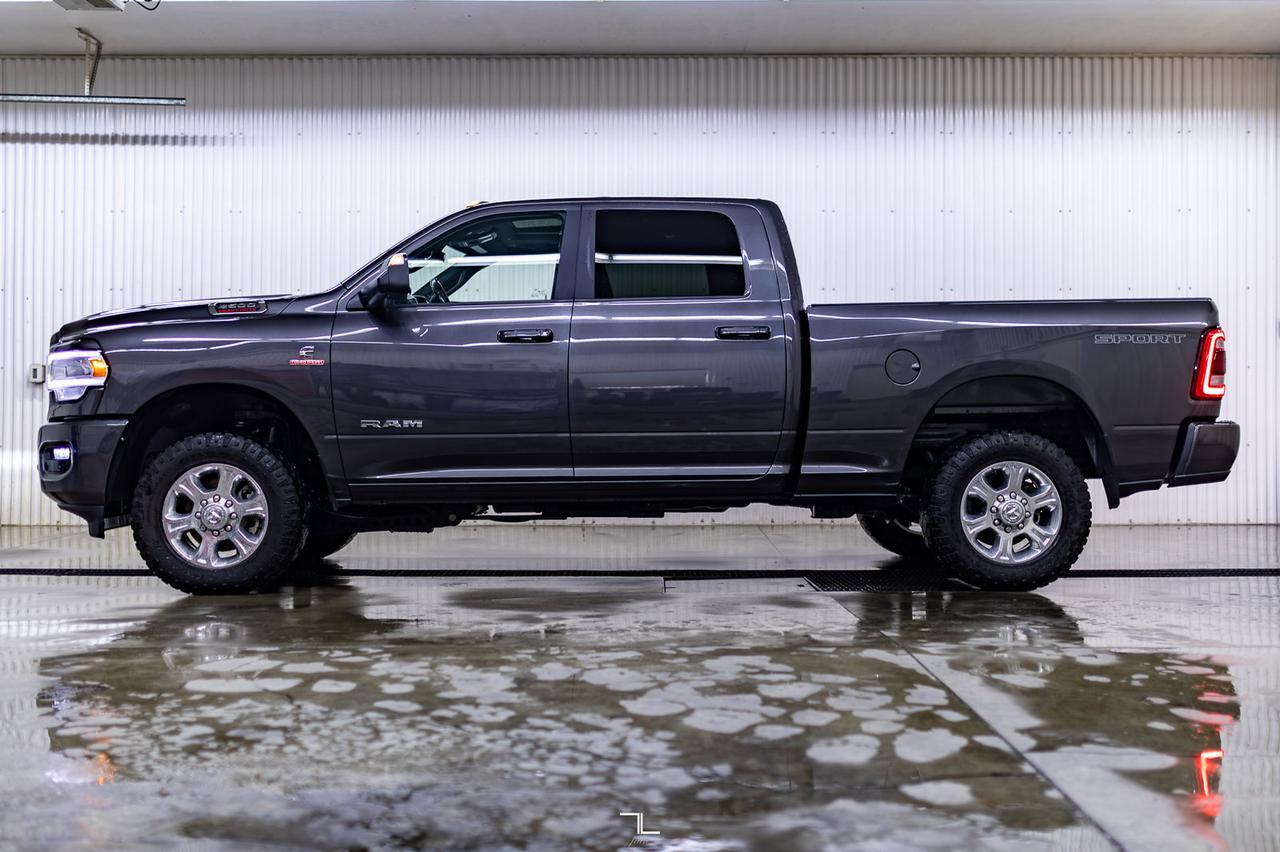 2022 Ram 2500 4x4 Crew Cab Big Horn Diesel Nav Roof BCam Red Deer AB