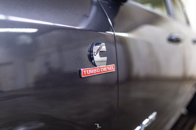 2022 Ram 2500 4x4 Crew Cab Big Horn Diesel Nav Roof BCam Red Deer AB