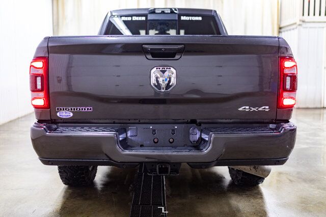 2022 Ram 2500 4x4 Crew Cab Big Horn Diesel Nav Roof BCam Red Deer AB