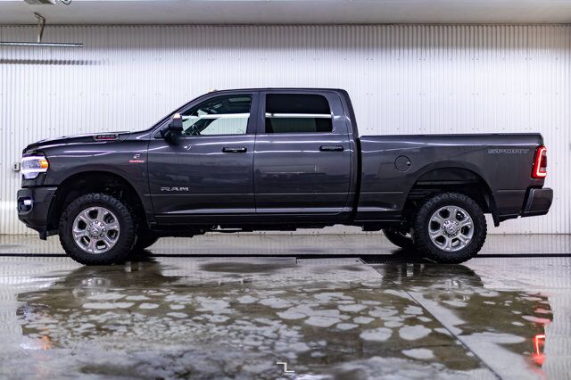 2022 Ram 2500 4x4 Crew Cab Big Horn Diesel Nav Roof BCam Red Deer AB