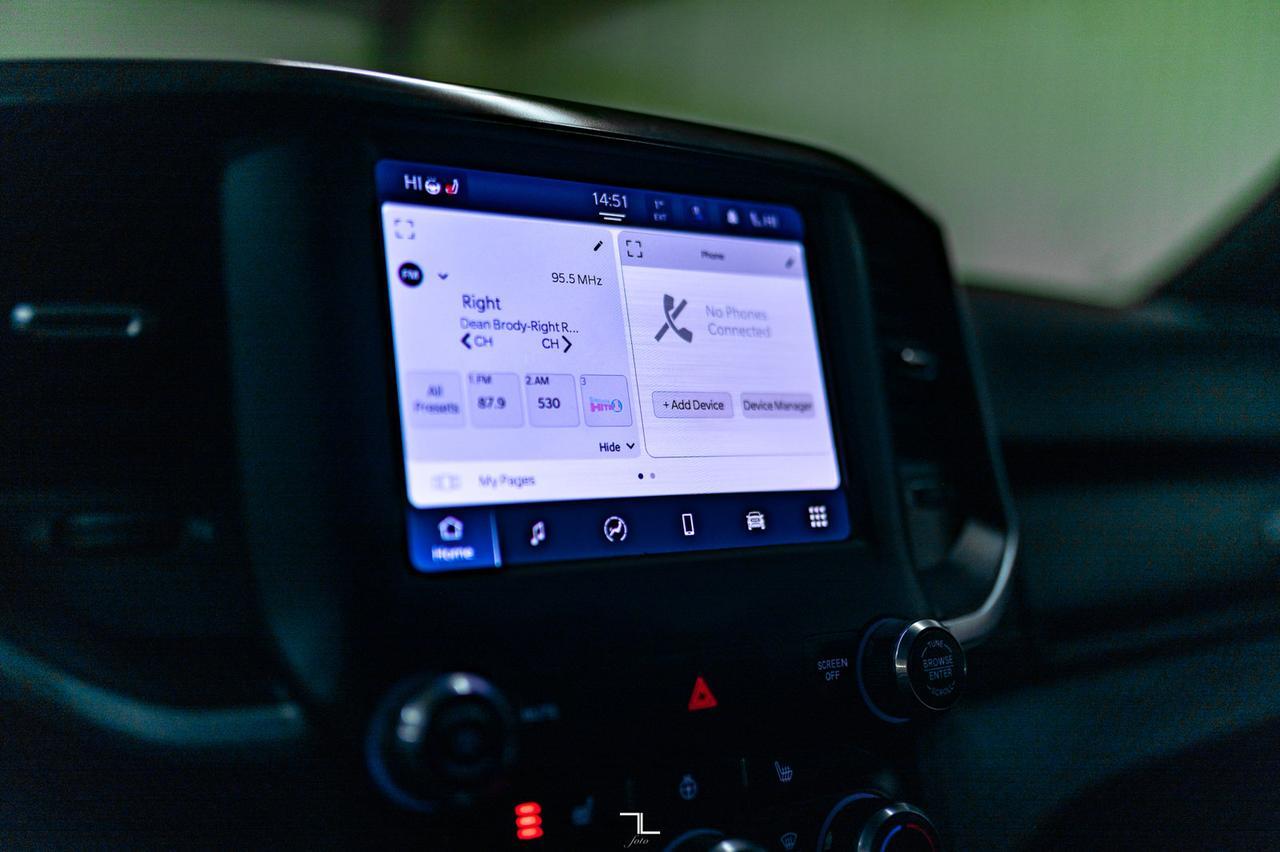 2022 Ram 2500 4x4 Crew Cab Big Horn HEMI BCam Red Deer AB