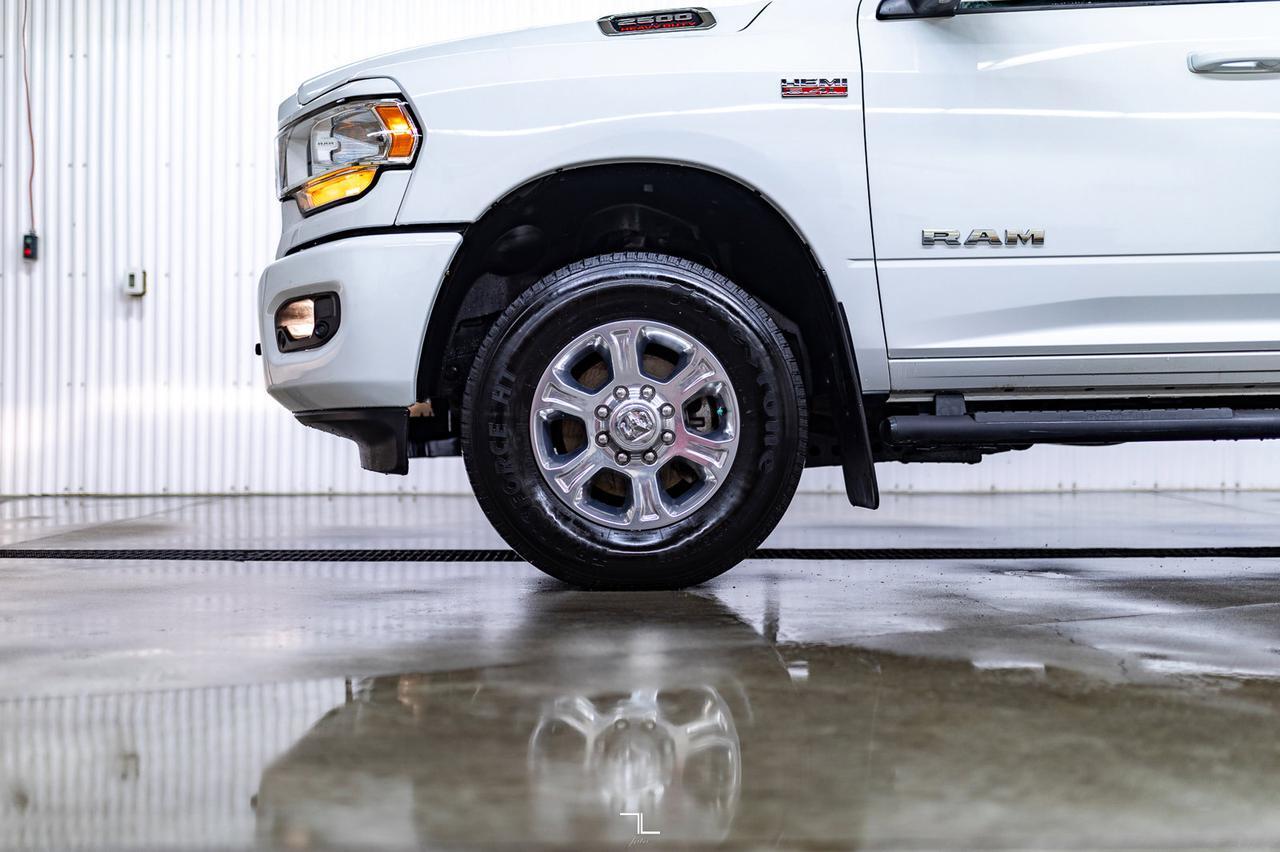 2022 Ram 2500 4x4 Crew Cab Big Horn HEMI BCam Red Deer AB