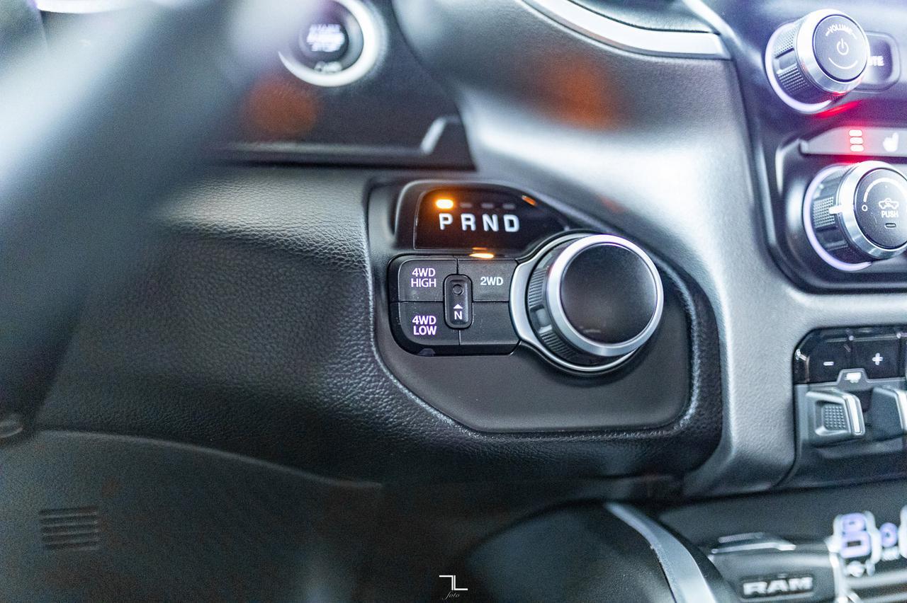 2022 Ram 2500 4x4 Crew Cab Big Horn HEMI BCam Red Deer AB