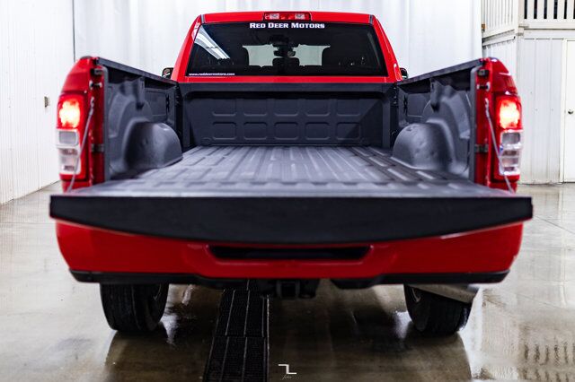 2022 Ram 2500 4x4 Crew Cab Big Horn Longbox Diesel BCam Red Deer AB