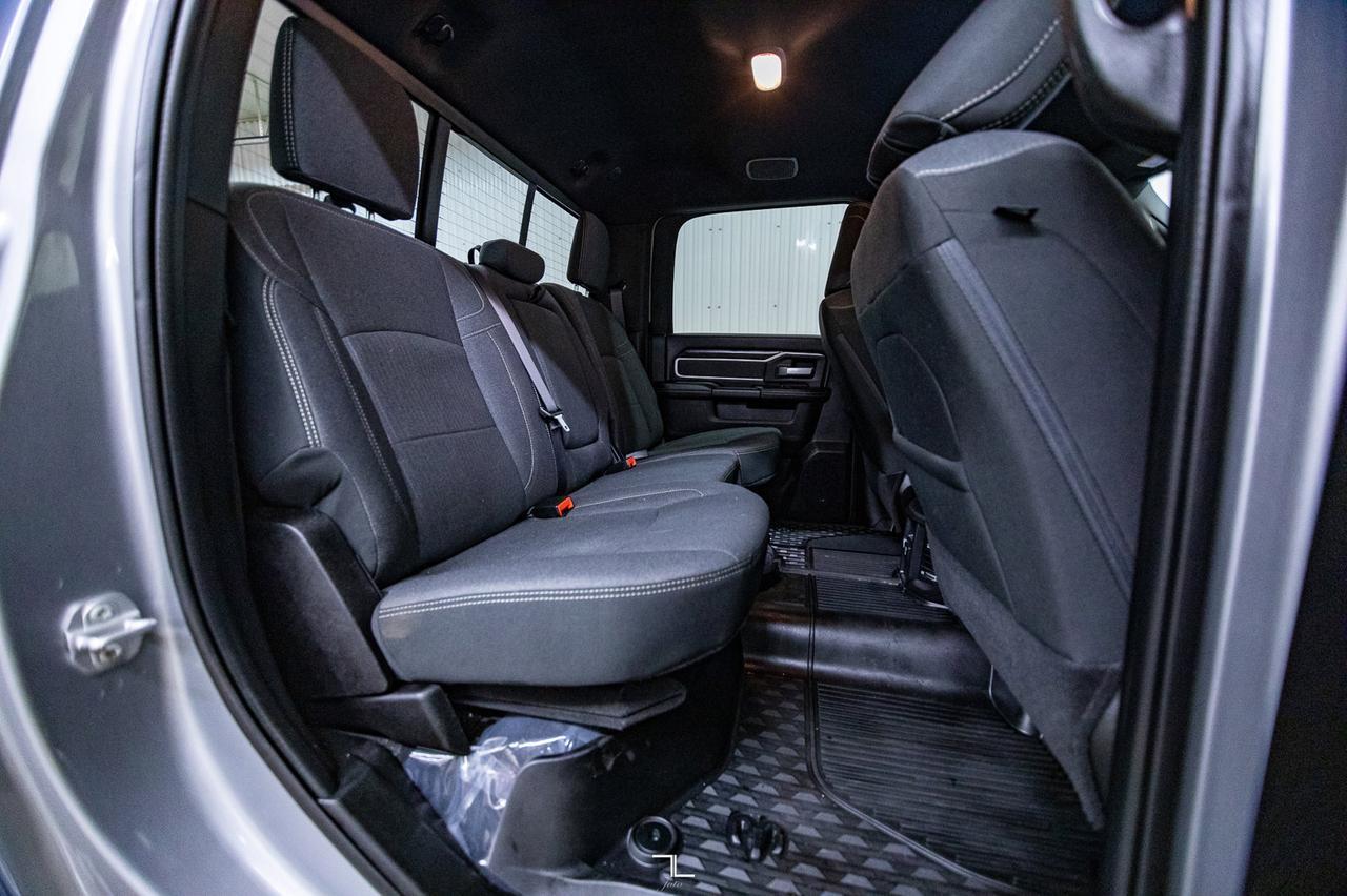 2022 Ram 2500 4x4 Crew Cab Big Horn Longbox Diesel BCam Red Deer AB