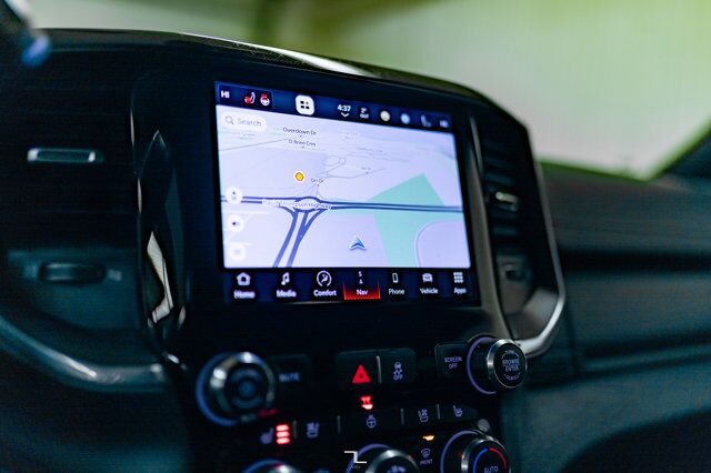 2022 Ram 2500 4x4 Crew Cab Laramie Diesel Leather Nav BCam Red Deer AB