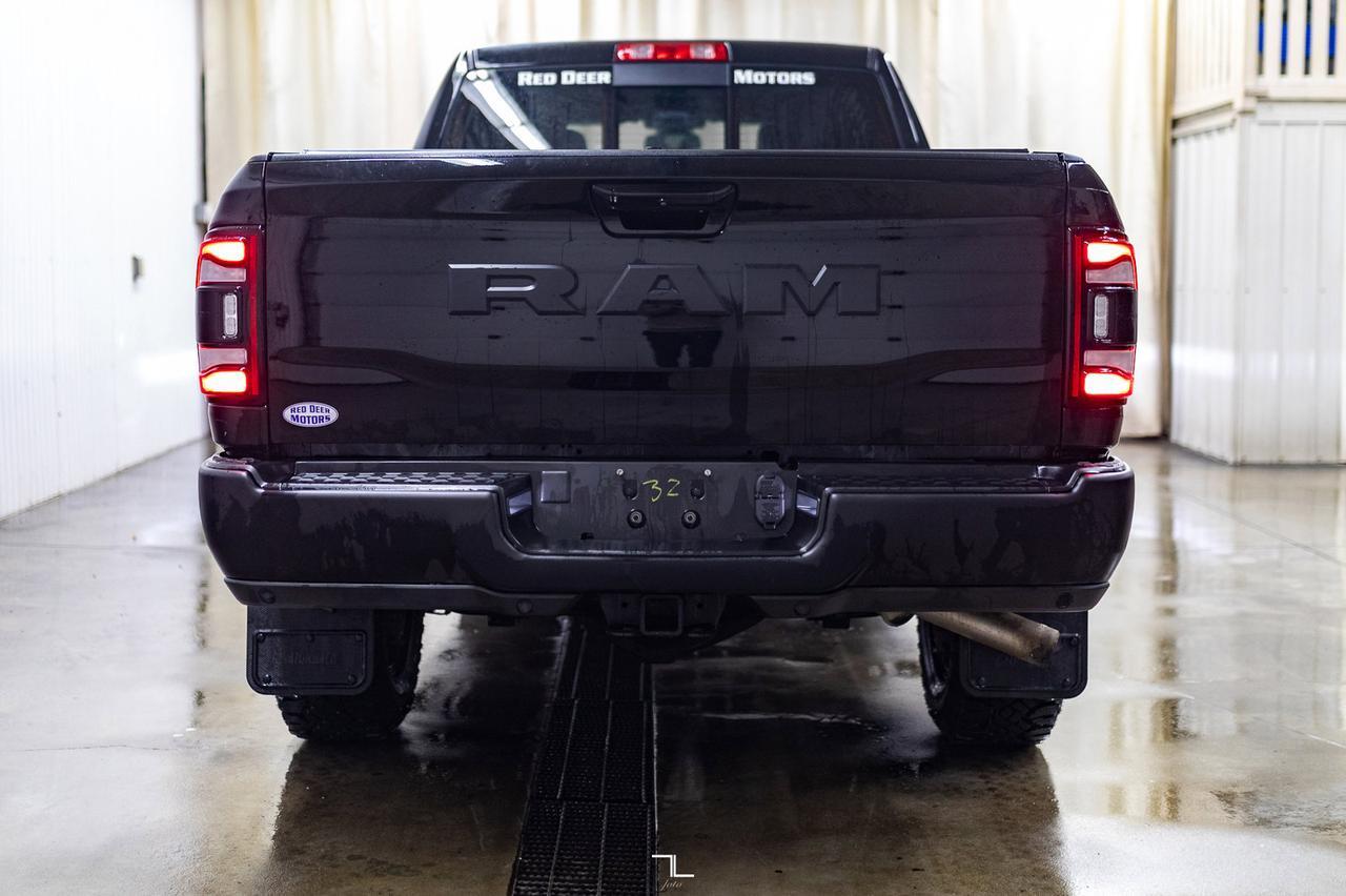 2022 Ram 2500 4x4 Crew Cab Power Wagon HEMI Leather Roof Nav Red Deer AB