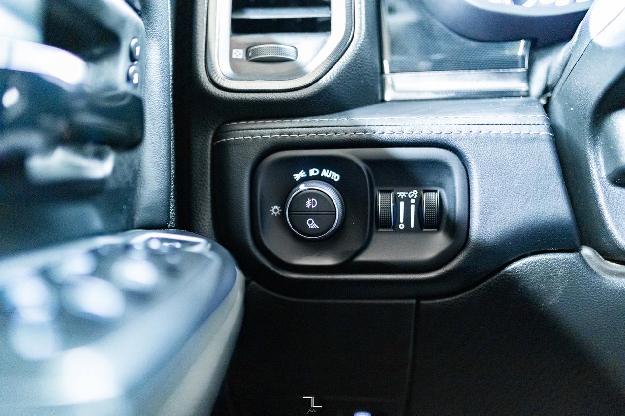 2022 Ram 2500 4x4 Crew Cab Power Wagon HEMI Leather Roof Nav Red Deer AB