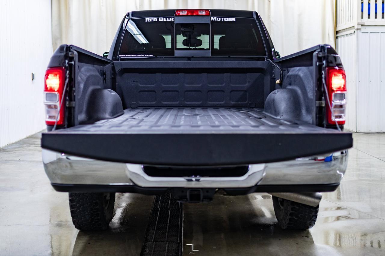 2022 Ram 2500 4x4 Crew Cab Tradesman Diesel Nav BCam Red Deer AB