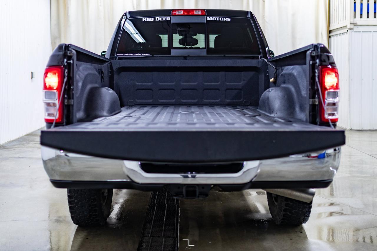 2022 Ram 2500 4x4 Crew Cab Tradesman Diesel Nav BCam Red Deer AB