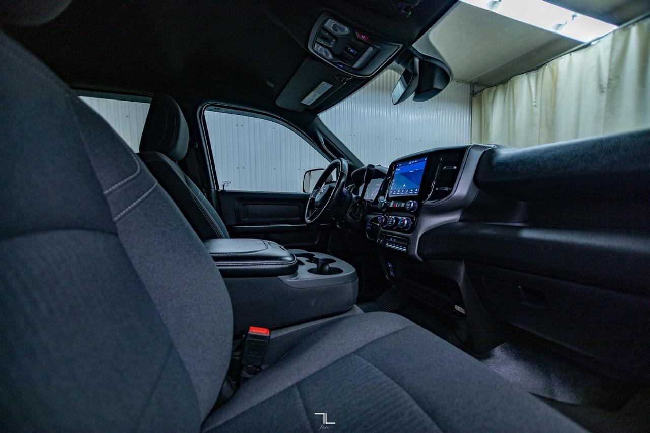 2022 Ram 2500 4x4 Crew Cab Tradesman Diesel Nav BCam Red Deer AB
