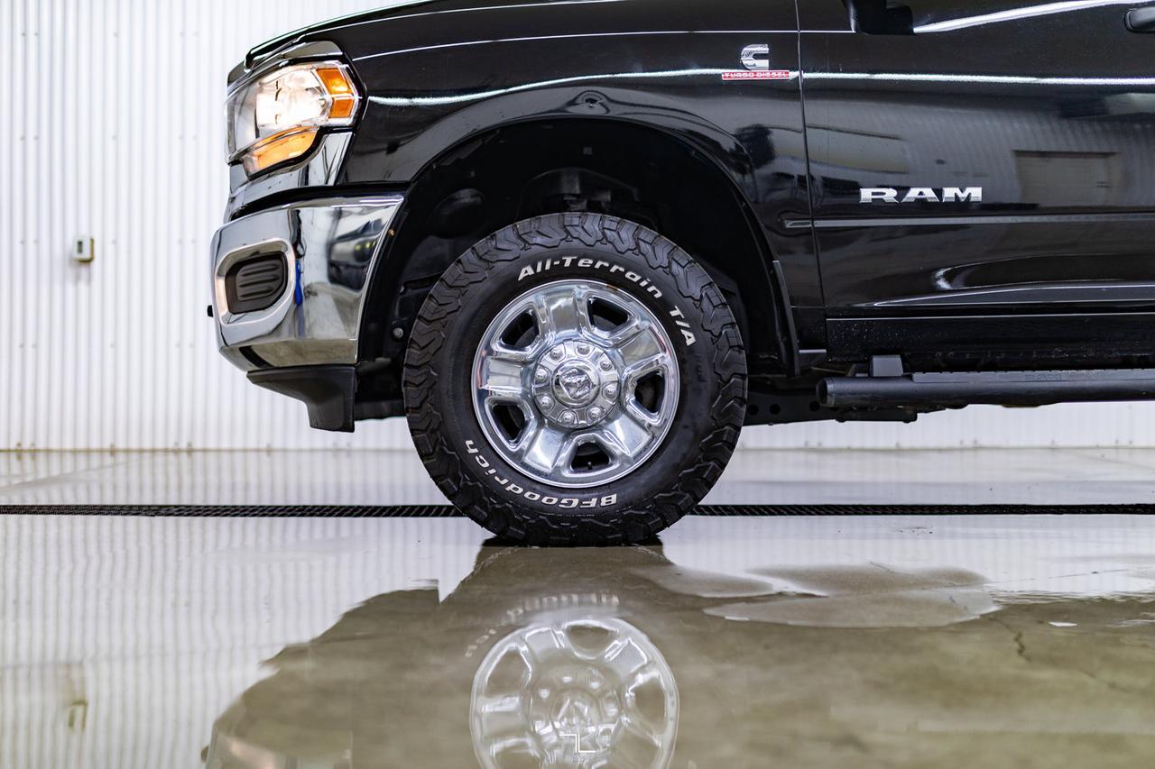 2022 Ram 2500 4x4 Crew Cab Tradesman Diesel Nav BCam Red Deer AB