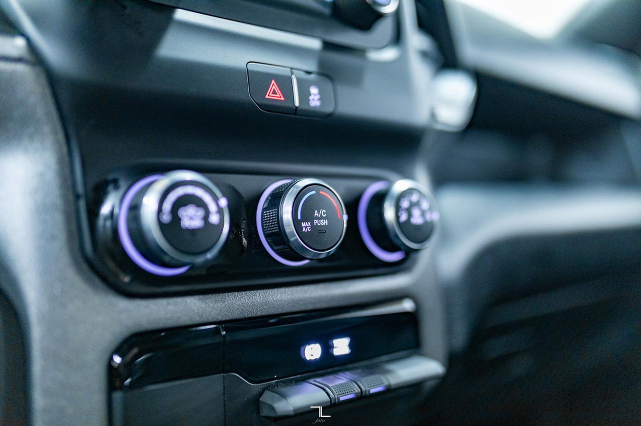 2022 Ram 2500 4x4 Crew Cab Tradesman Leather BCam Diesel Red Deer AB