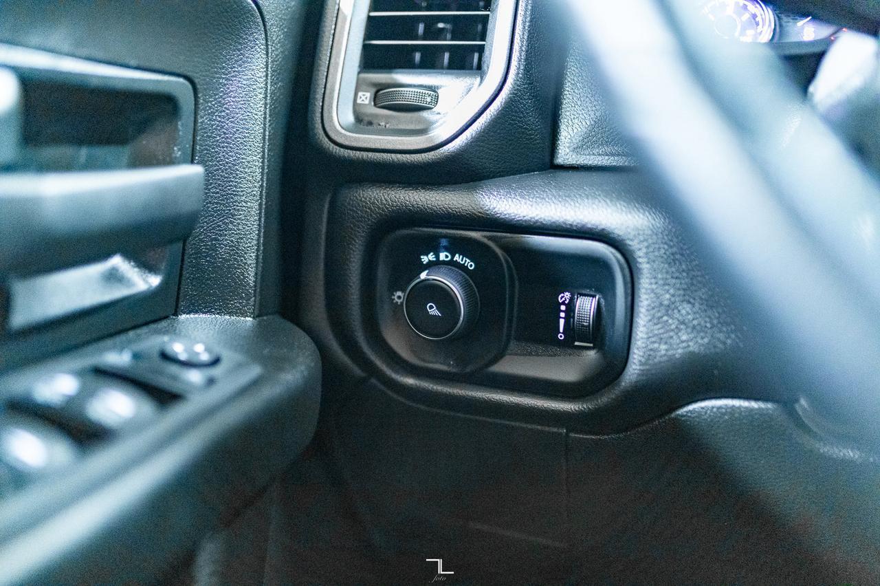 2022 Ram 2500 4x4 Crew Cab Tradesman Leather BCam Diesel Red Deer AB