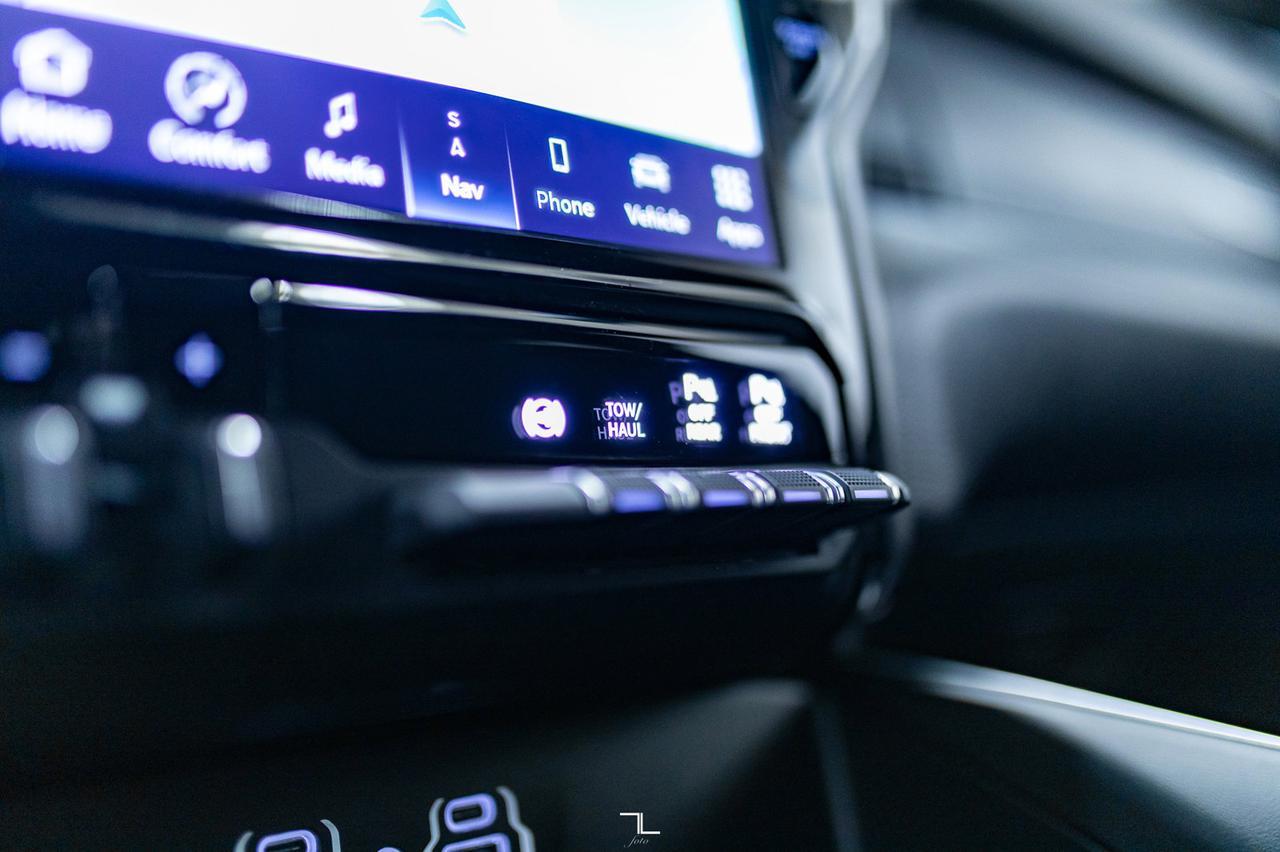 2022 Ram 2500 4x4 Mega Cab Big Horn Sport Diesel Nav BCam Red Deer AB