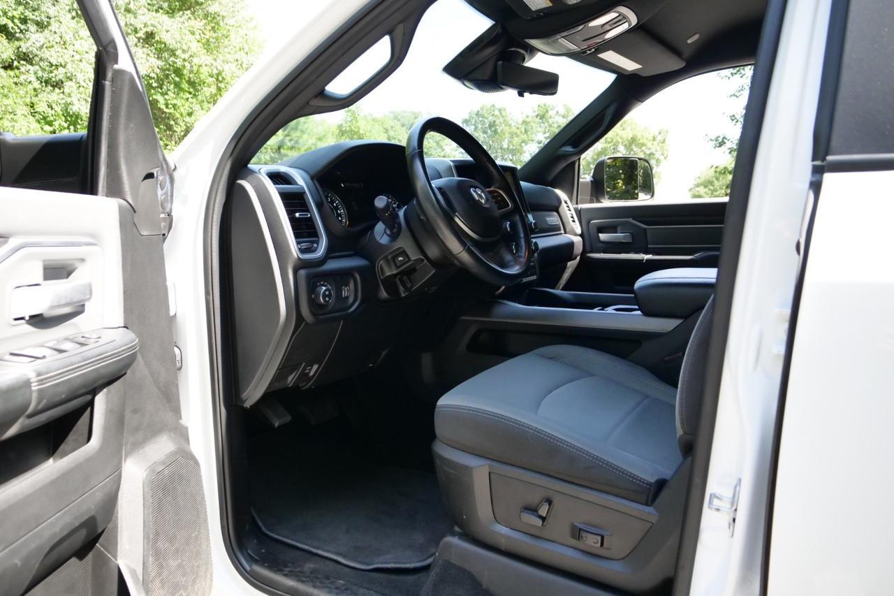 2022 Ram 2500 Big Horn 4X4 / Level A Equipment / Upgrades / 6.4L V8! High Point NC