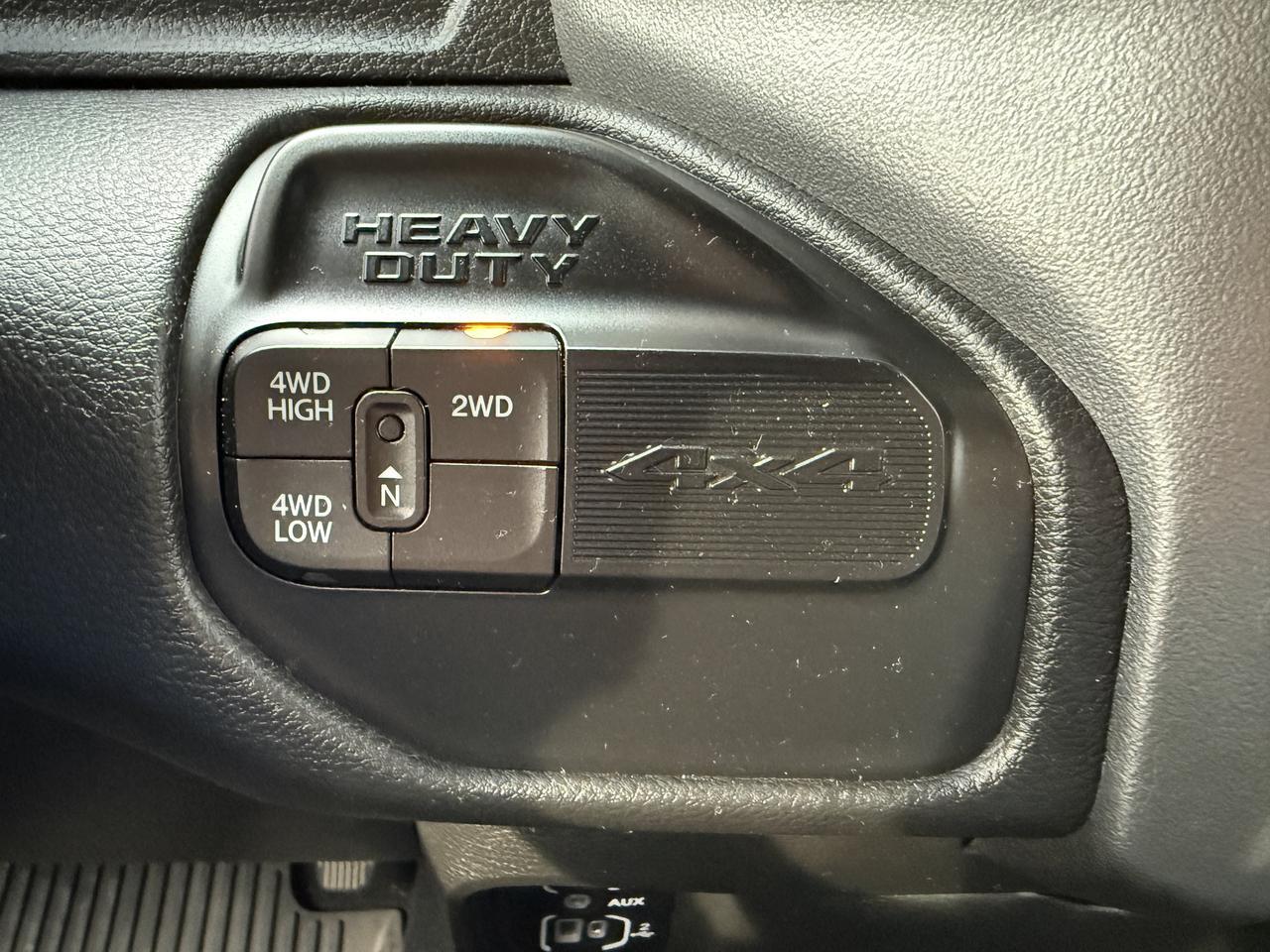 2022 Ram 2500 Big Horn Crew Cab 4x4 | Low KMs | Cummins Diesel | Front Bench | Touchscreen | Remote Start Redwater AB