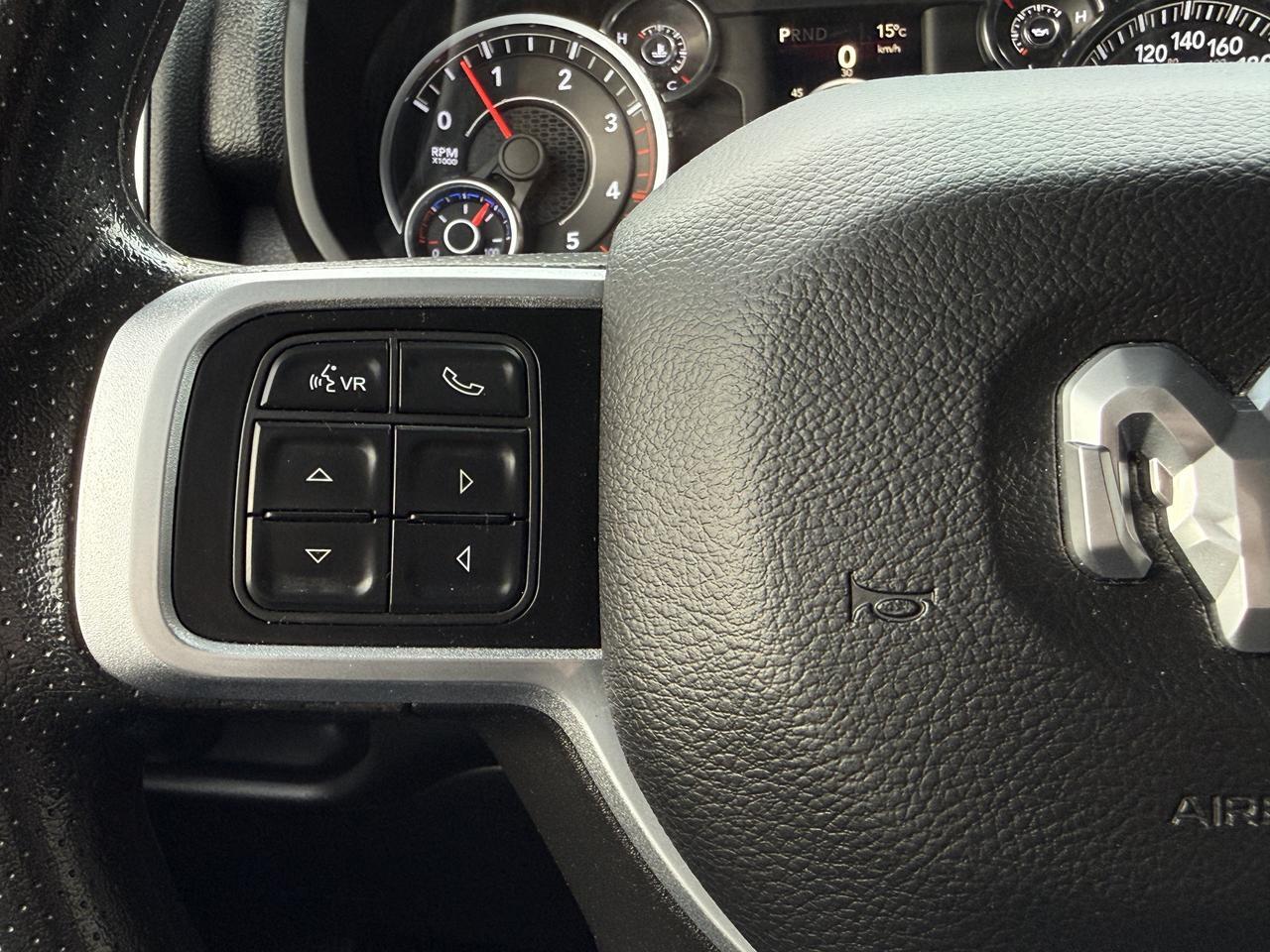 2022 Ram 2500 Big Horn Crew Cab 4x4 | Low KMs | Cummins Diesel | Front Bench | Touchscreen | Remote Start Redwater AB
