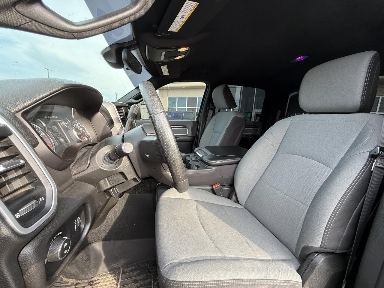 2022 Ram 2500 Big Horn Crew Cab 4x4 | Low KMs | Cummins Diesel | Front Bench | Touchscreen | Remote Start Redwater AB