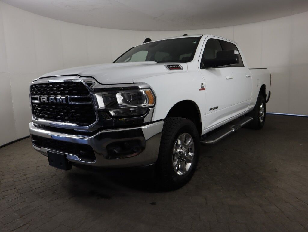 2022 Ram 2500 Big Horn Crew Cab Diesel w/SnowPlow Prep/Spray Liner Maumee OH